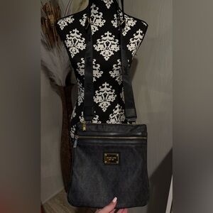 Michael Kors Elegant Black Crossbody Bag